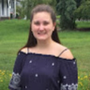 Meet your Posher, Emina